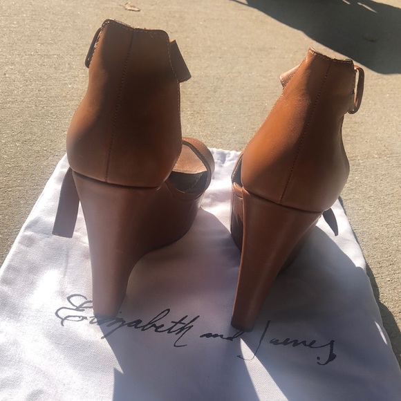Elizabeth and James platform wedges - Picture 4 of 4